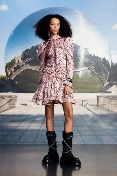 Look 18